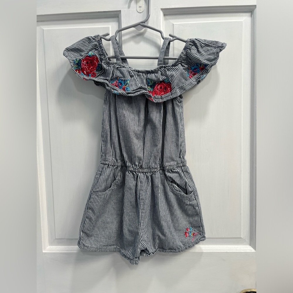 BETSEY JOHNSON Floral Striped Ruffled Romper With Pockets SIZE 5T Pre Loved